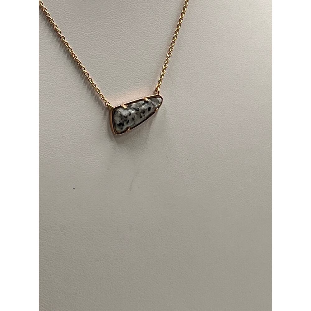 Kendra Scott Etta Grey Black
Granite Pendant Rose Gold Necklace - Picture 4 of 9